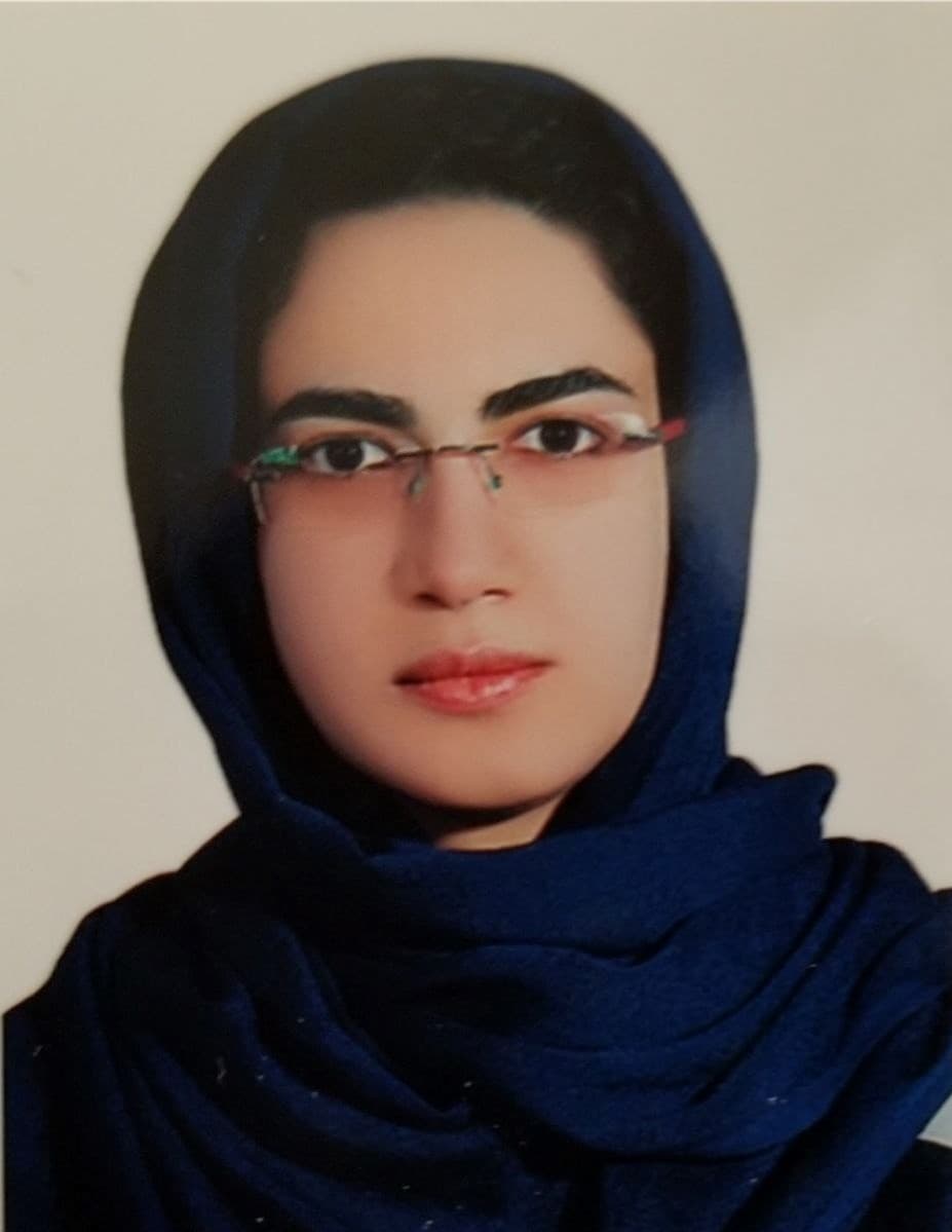 دكتر النا صارمي